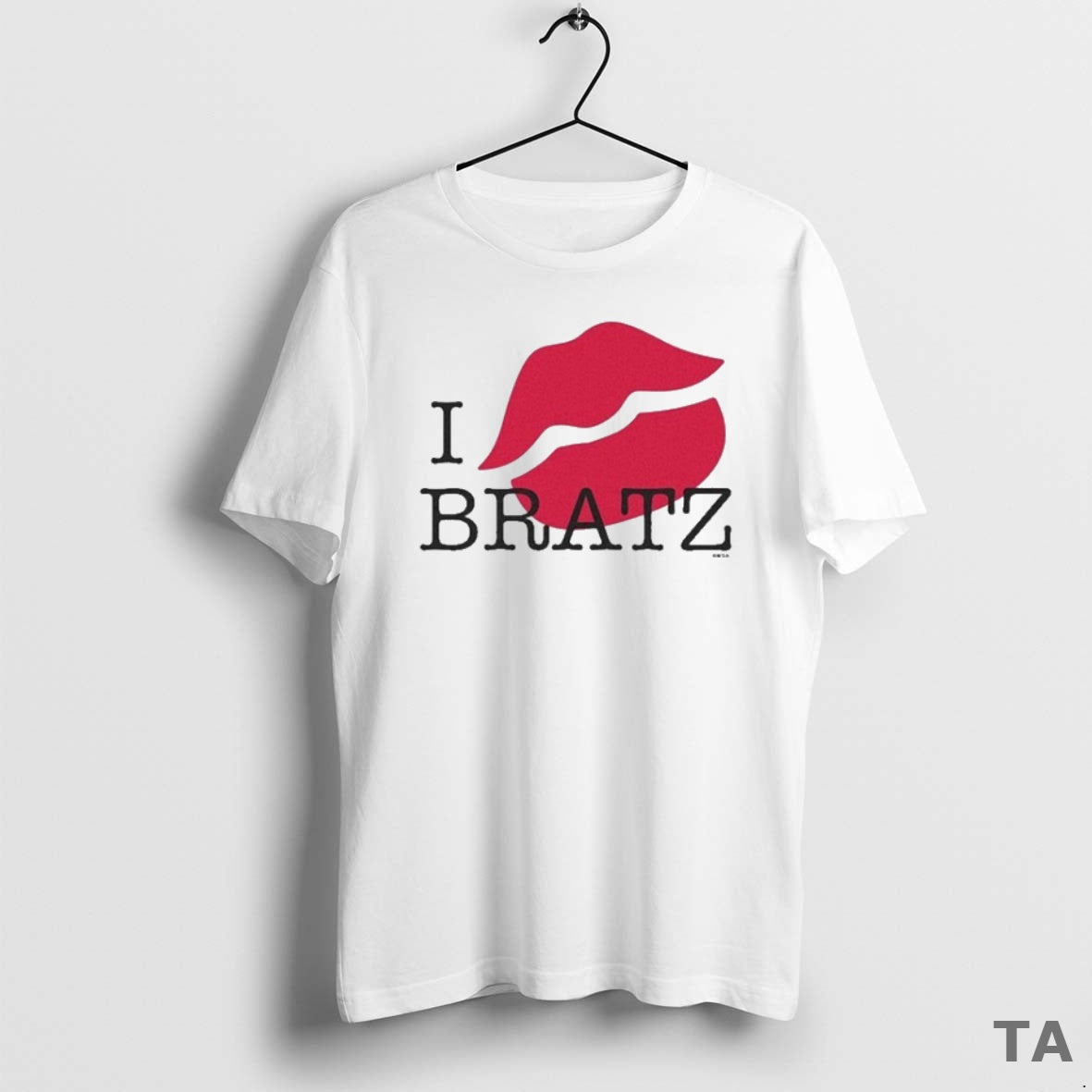 Top Bratz I Kiss Bratz Adult T Shirt Sweater