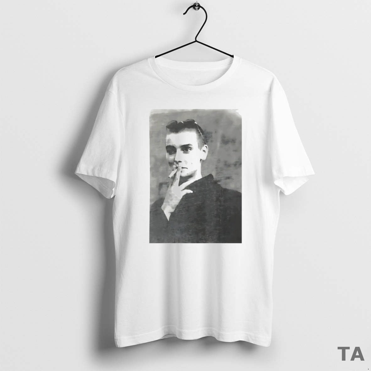 Top Pedro Pascal Sinead Oconnor Smoking Circle T Shirt Sweater